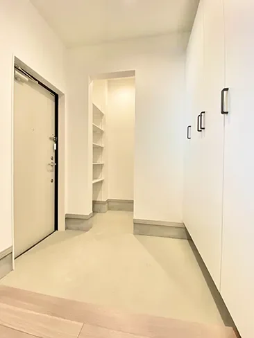 広い玄関